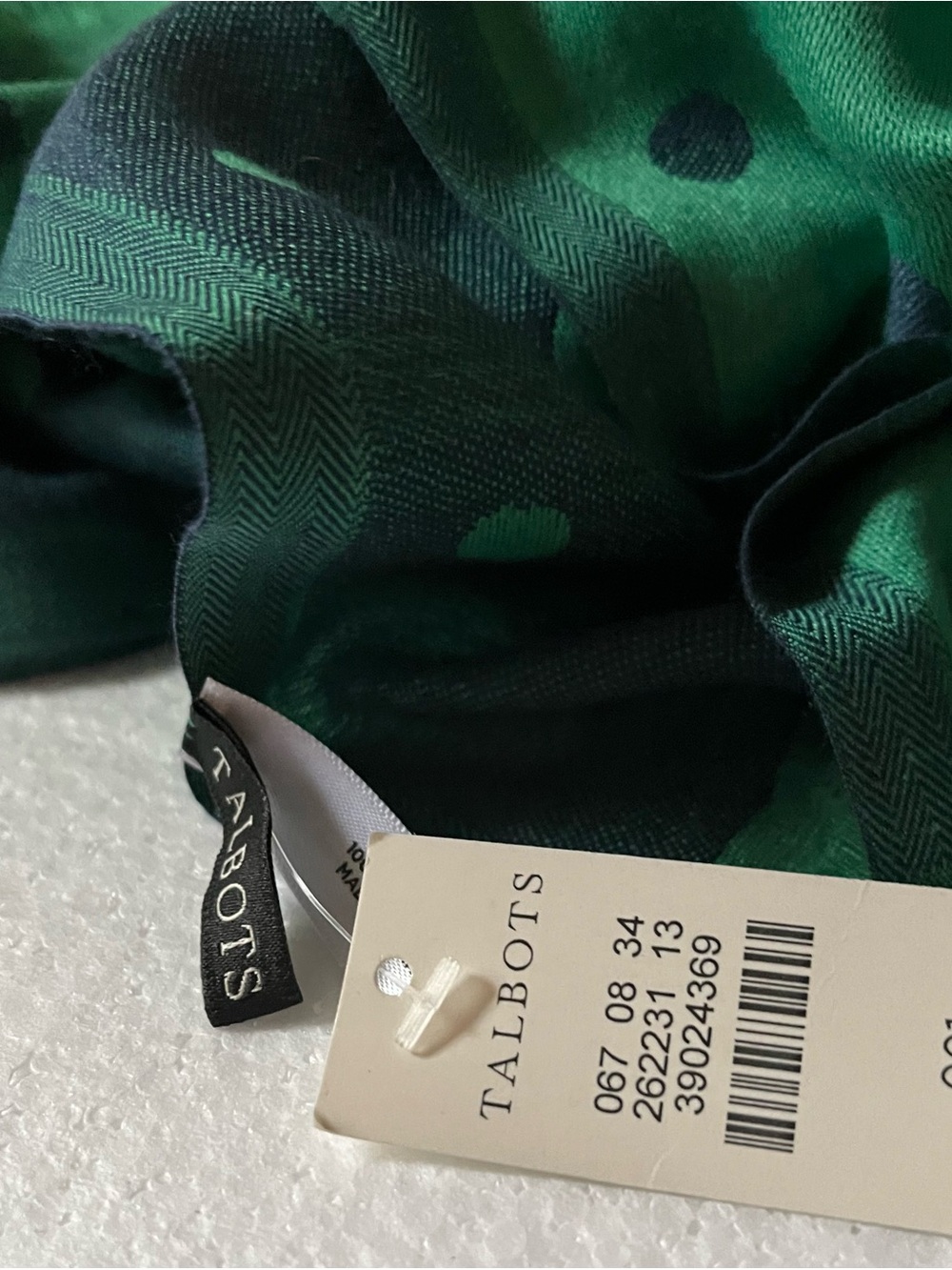 NWT Talbots Reversible Green Polka Dot Oversized Scarf Wrap 70” x 28” - Picture 5 of 5